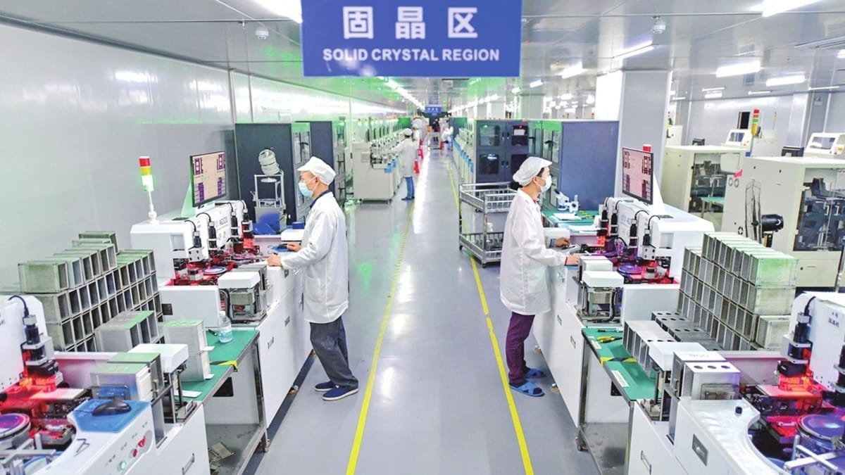 Çin Gerçekten Bir “Kutu Üreticisi” mi?