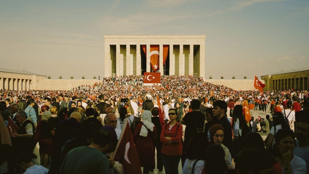 10 Kasım 2025: Atatürk'ü Neden Giderek Daha İyi Anlıyoruz?