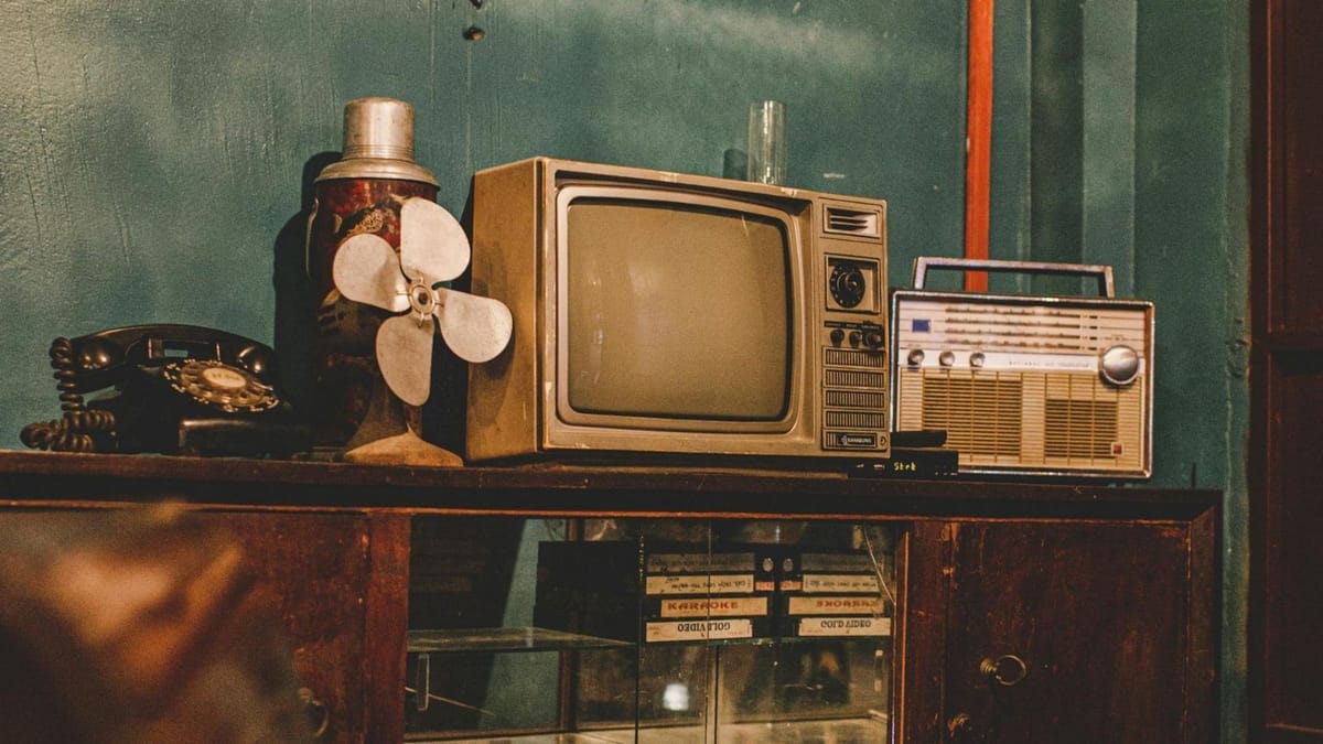 Fernsehen, Uzak Görmek ve Televizyon