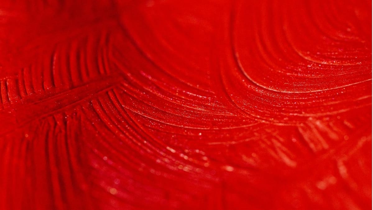 Kırmızı Sözcük Kökeni: Bir Böceğin Boyasından Renk Adına